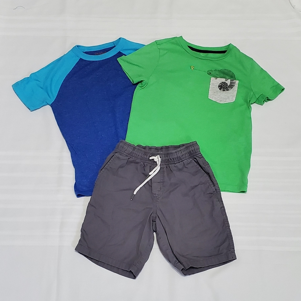 Lot of 5 Boys Summer Clothes - Picture 3 of 6
